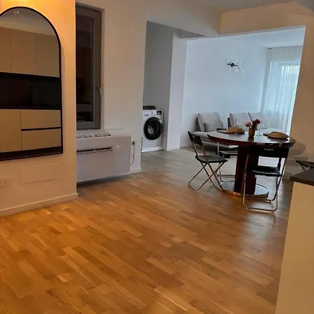 Loft In The Heart Of *